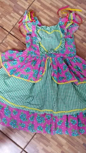 Vendo vestido de quadrilha