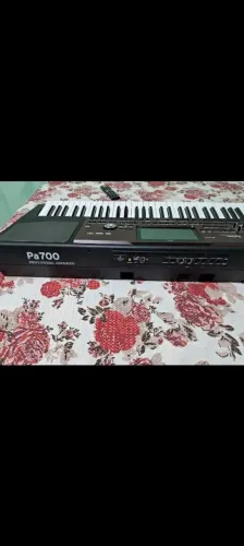 Teclado korg pa 700