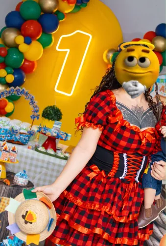 Vestido de festa junina/ roupa de quadrilha 