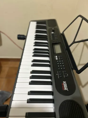 Teclado Musical Kobe Kb-400 61 Teclas