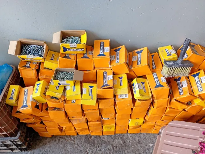 Parafusos para toda obra caixa fechada 