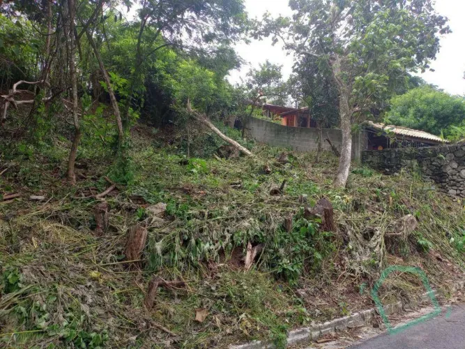 Terreno à venda, 330 m² por R$ 365.000 - Granja Viana - Carapicuíba/SP