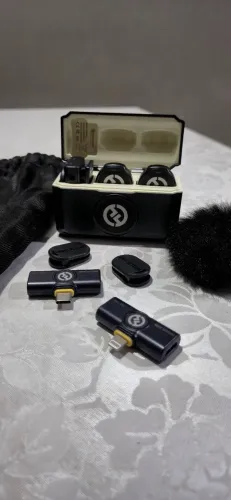 Microfone hollyland Lark M2 pró, compatível Android e IOS, estado de novo..