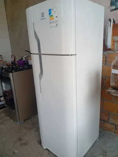 vendo geladeira