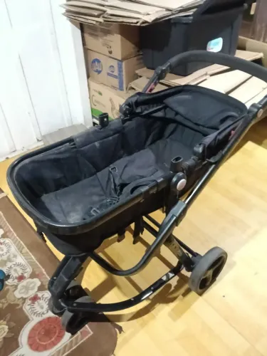 Carrinho de Bebê Safety 1st Mobi 3 Rodas - Função Moisés (Preto)