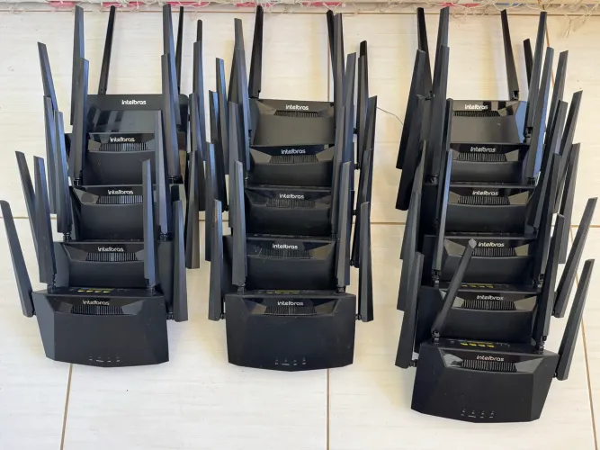 16 roteadores Intelbras ACtion RG1200