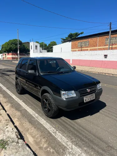 Fiat Uno Mille Celeb. WAY Econ. 1.0 F.flex 4P 2013