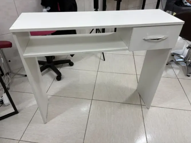 Mesa para nail designer 