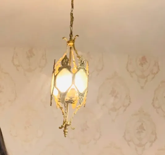 Lustre antigo em bronze