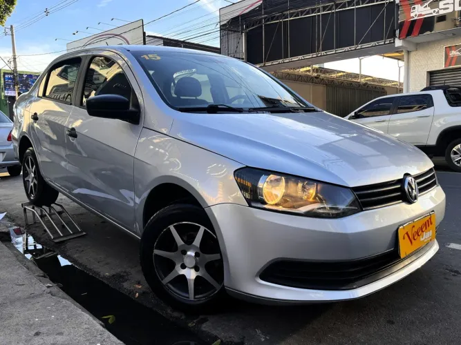 Volkswagen Voyage Trendline 1.6 T.flex 8V 4P 2015