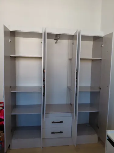 Guarda roupa de Solteiro
