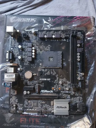 Placa mãe ASRock A320M-HD usada
