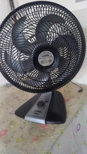 Ventilador grande da arno