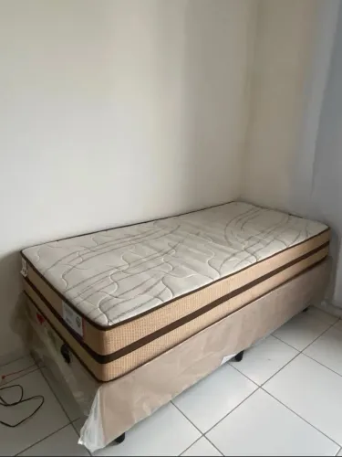 Cama no tamanho viúvo