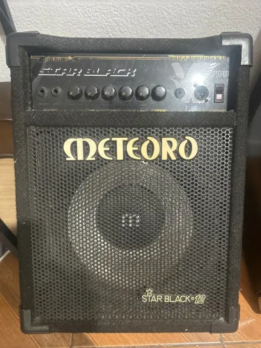 Caixa amplificada Meteoro star black 12