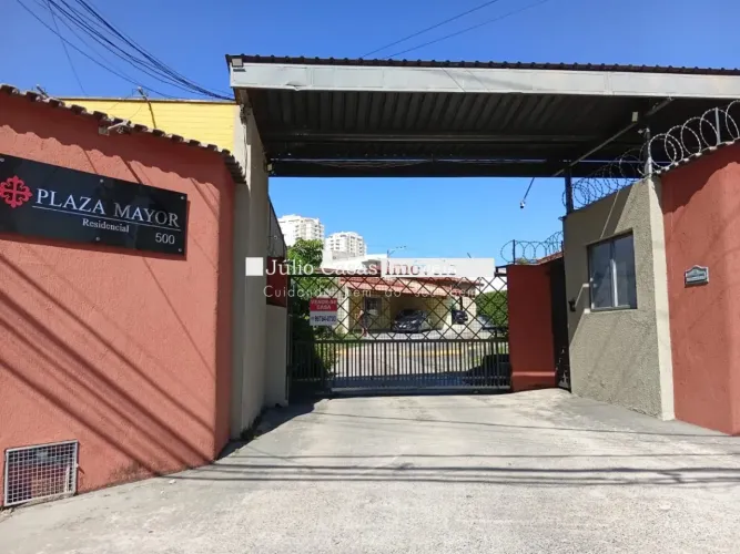 Casa à venda com 3 quartos (1 suíte) no Condomínio Plaza Mayor - Votorantim