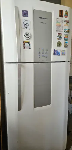 Geladeira Eletrolux 553L