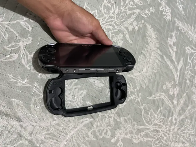 Vendo PS VITA DESBLOQUEADO 
