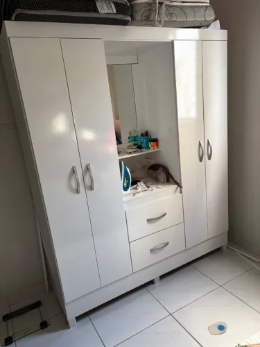 Guarda roupa