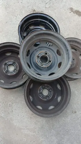 Rodas aro 13 com Carlotas