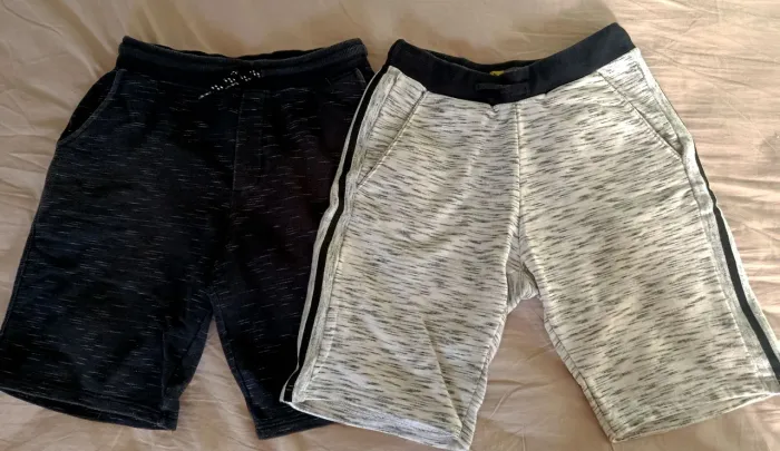 BERMUDAS MOLETOM RENNER TAM 11/12 ANOS