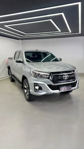 Toyota Hilux CD SRX 4X4 2.8 TDI 16V Diesel Aut. 2019