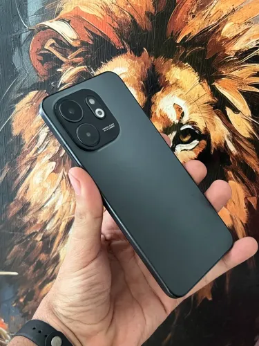 Infinix Smart 9, 128gigas/6ram. Trinco minúsculo. Funciona perfeitamente