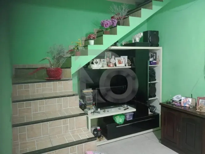 Imóvel com 3 Quartos e Sala Ampla à Venda no Dezoito do Forte