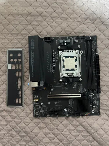 KIT RYZEN AM5 Placa Mãe B650 + Ryzen 5 8500G DDR5