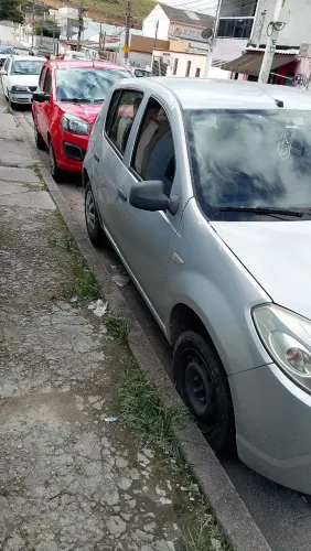 Renault Sandero Authentique Hi-flex 1.0 16V 5P 2011
