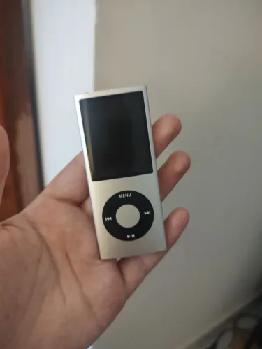 Ipod nano 4th generation (veja a descrição)