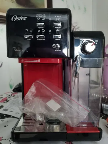 Cafeteira Oster Prima Latte