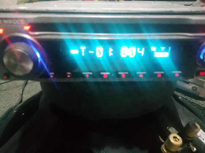 Antigo radio mp3 Kenwood funcionando tudo certinho