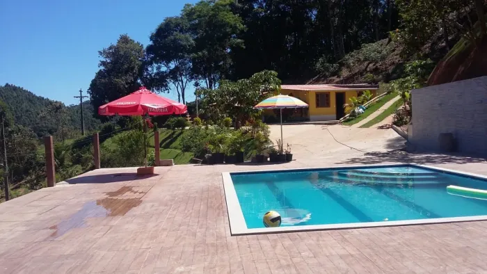 Sítio bom Jesus Marechal Floriano 30 mil metros. Pronto para morar.