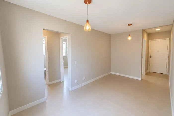 APARTAMENTO À VENDA - 2 QUARTOS - A.C. 48 m² - R$ 277.000,00 - CONDOMÍNIO PARQUE DA MATA -
