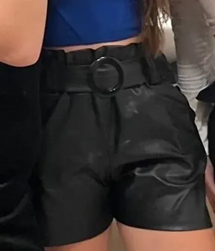 Shorts de Couro