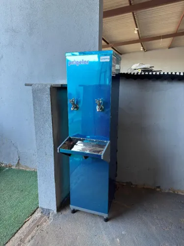 Bebedouro Aço Inox ou preto - Progelar