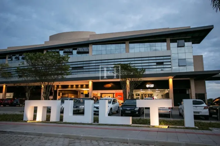 Sala Comercial de 33m² no Multi Open - Rio Tavares