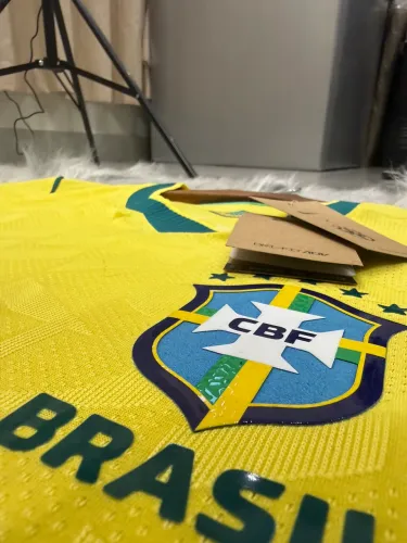 Camisa Seleção Brasileira 2026 Amarela Nike Versão jogador ?