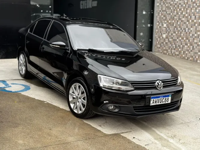 Volkswagen Jetta Comfortline 2.0 T.flex 8V 4P Tipt. 2014