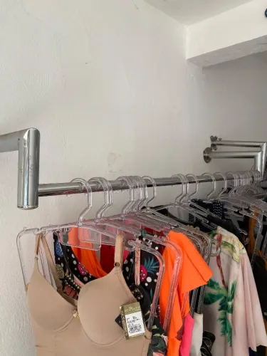 Arara de roupas 