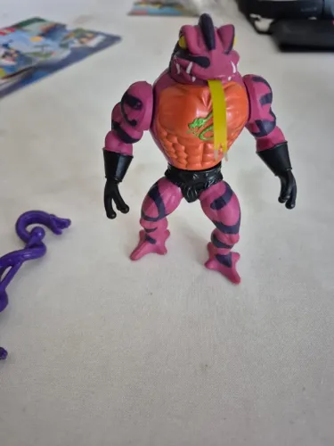 Tongue Lashor - The New Adventures of He-Man em excelente estado.