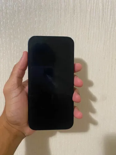 iPhone 14 128GB Preto ? R$ 1.650 | Leia a descrição .