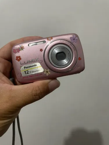 Câmera Rosa Lumix 12 megapixels