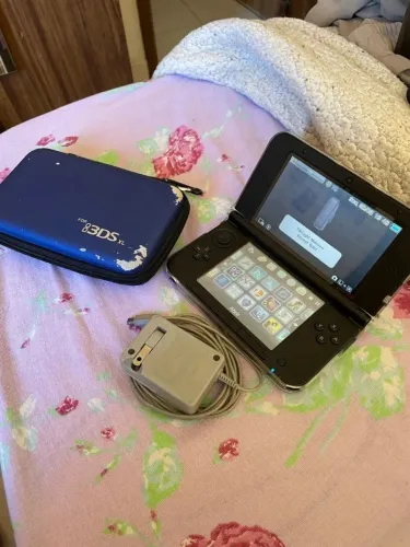 Nintendo 3DS XL Desbloqueado + Acessórios