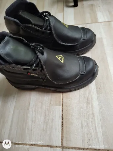 Bota para Trabalho Braco Pontuação 40,  pra vender Logo.