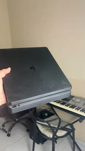 Ps4 slim