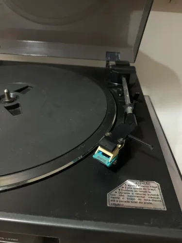 Toca discos Sony PS-LX 33M (110 volts)