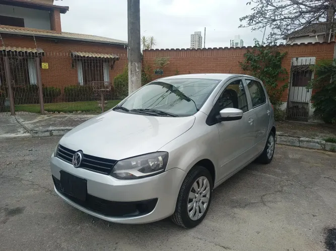 Volkswagen Fox 1.6 MI Total Flex 8V 5P 2011