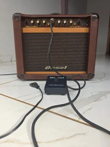 Cubo Amplificador Oneal OCG 100F
